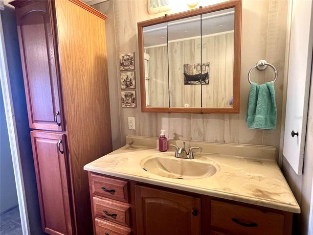 240 BLACKBURN BOULEVARD, North Port, FL 34287