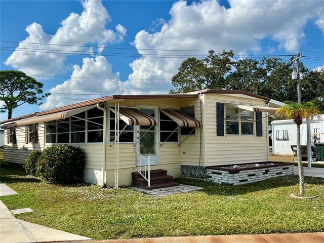 240 BLACKBURN BOULEVARD, North Port, FL 34287