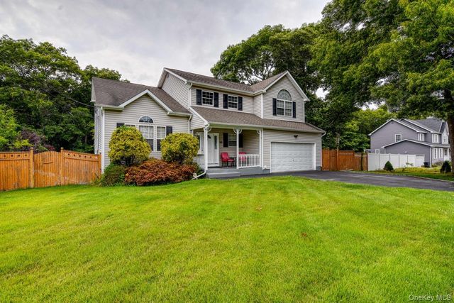 30 1st Avenue, Holtsville, NY 11742
