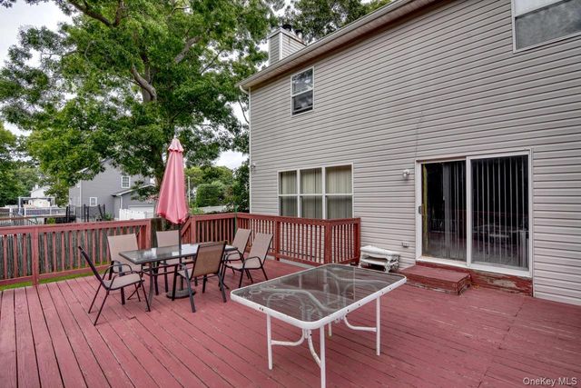 30 1st Avenue, Holtsville, NY 11742