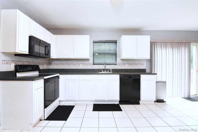 30 1st Avenue, Holtsville, NY 11742