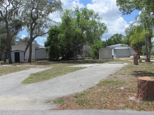 20 SILVER DOCTOR LANE, Lake Wales, FL 33898