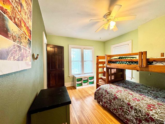 400 Home Park Blvd, Waterloo, IA 50701