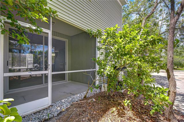 12473 COUNTRY WHITE CIRCLE, Tampa, FL 33635
