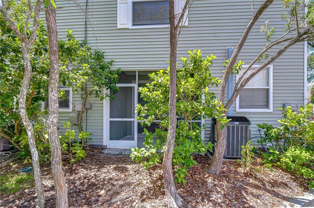 12473 COUNTRY WHITE CIRCLE, Tampa, FL 33635