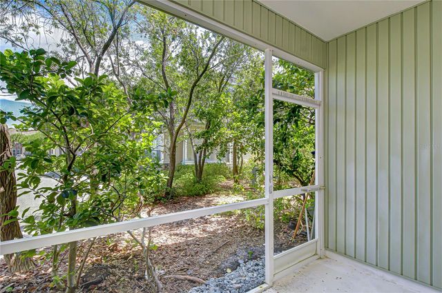 12473 COUNTRY WHITE CIRCLE, Tampa, FL 33635