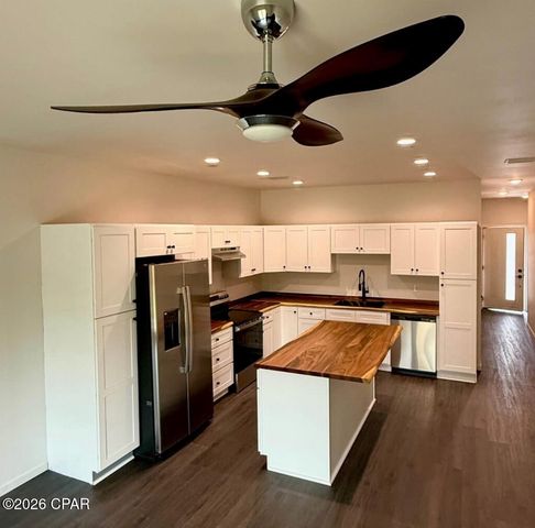 5333 Cherry Street, Panama City, FL 32404