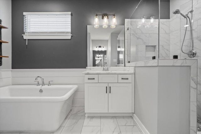 90 VALLEYVIEW LN, Oakland, TN 38060