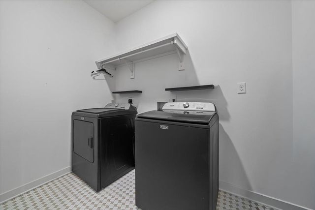 90 VALLEYVIEW LN, Oakland, TN 38060