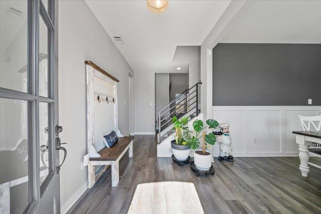 90 VALLEYVIEW LN, Oakland, TN 38060