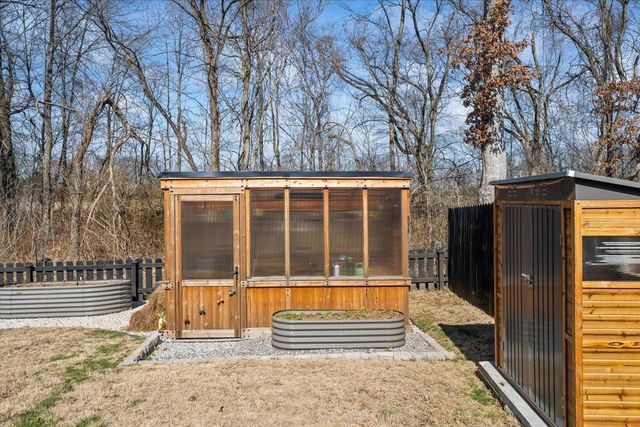 90 VALLEYVIEW LN, Oakland, TN 38060