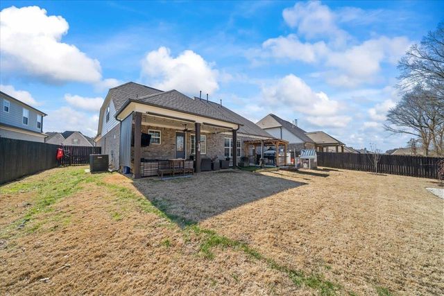 90 VALLEYVIEW LN, Oakland, TN 38060