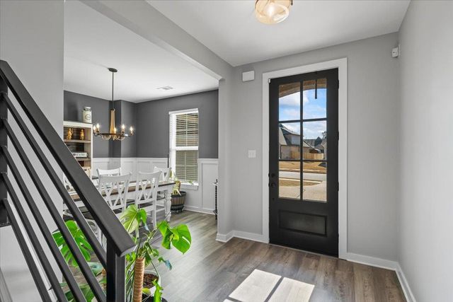 90 VALLEYVIEW LN, Oakland, TN 38060