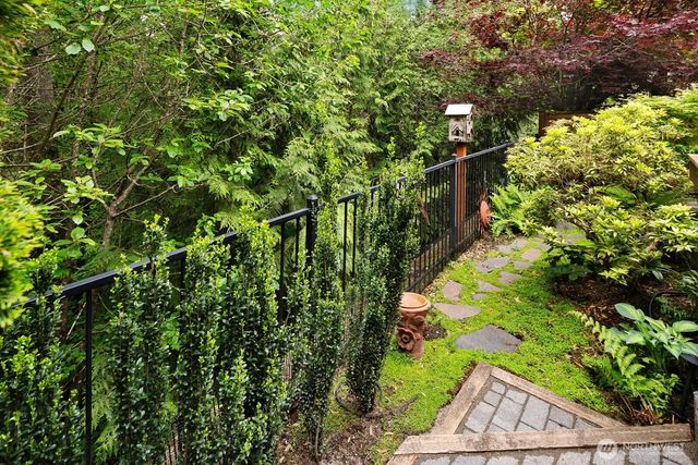 23410 NE 129th Court, Redmond, WA 98053