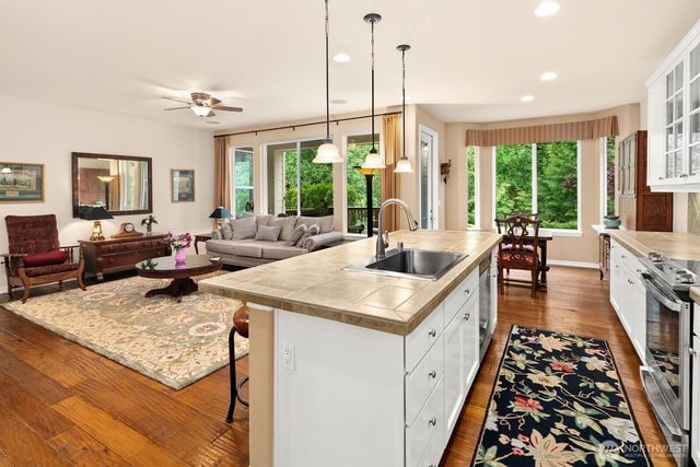 23410 NE 129th Court, Redmond, WA 98053