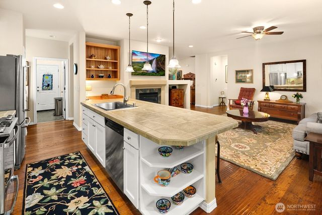 23410 NE 129th Court, Redmond, WA 98053