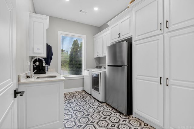 101 War Eagle Drive, Maumelle, AR 72113