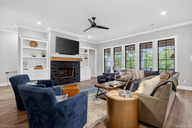 101 War Eagle Drive, Maumelle, AR 72113