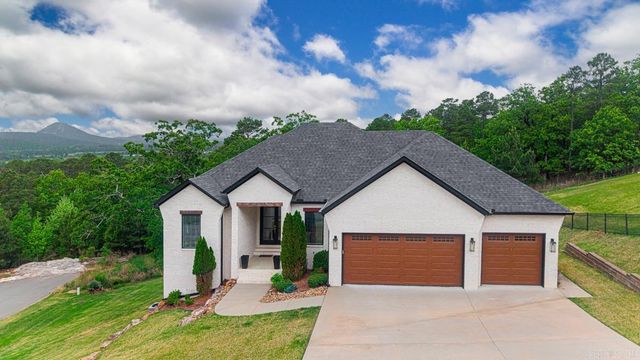 101 War Eagle Drive, Maumelle, AR 72113