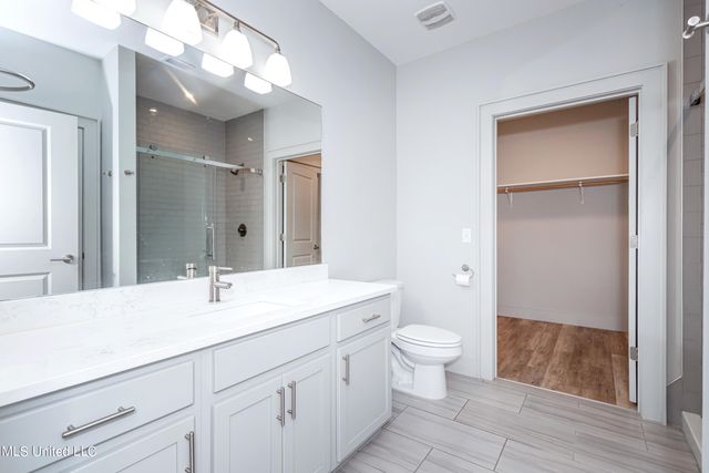 2501 Bienville Boulevard, 135, Ocean Springs, MS 39564