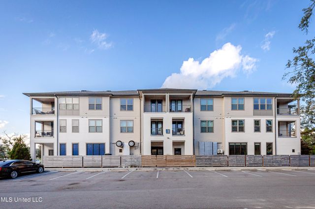 2501 Bienville Boulevard, 135, Ocean Springs, MS 39564