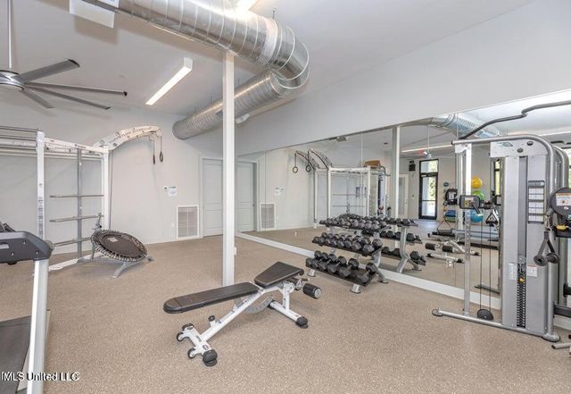 2501 Bienville Boulevard, 135, Ocean Springs, MS 39564