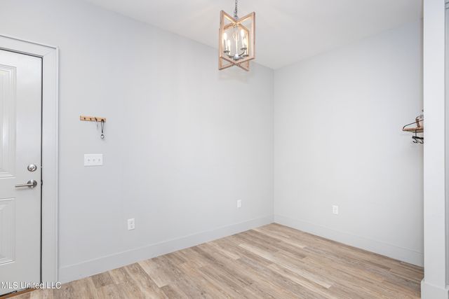 2501 Bienville Boulevard, 135, Ocean Springs, MS 39564