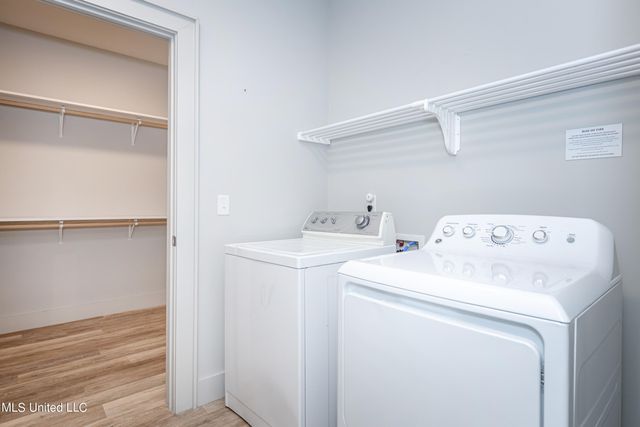 2501 Bienville Boulevard, 135, Ocean Springs, MS 39564