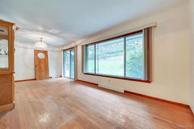 564 Kirbytown Road, Middletown, NY 10940