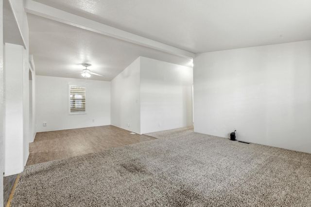 2113 Barrington Ln, Modesto, CA 95350