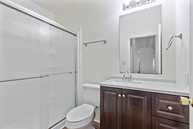 2113 Barrington Ln, Modesto, CA 95350