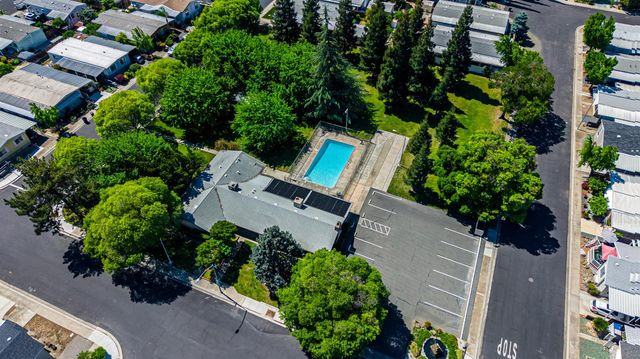 2113 Barrington Ln, Modesto, CA 95350