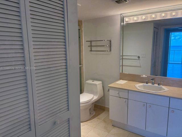 8855 Collins Ave 11C, Surfside, FL 33154