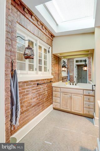 340 E ORANGE ST, Lancaster, PA 17602