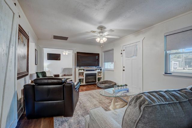 263 Miller Road, Livingston, TX 77351