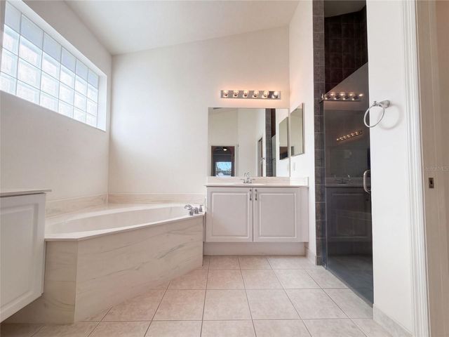 4223 63RD TERRACE E, Sarasota, FL 34243