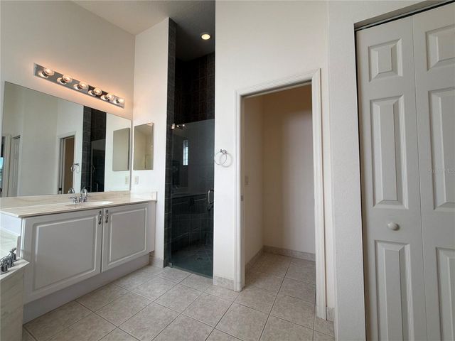4223 63RD TERRACE E, Sarasota, FL 34243
