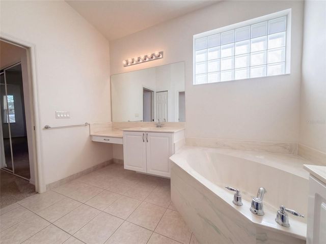 4223 63RD TERRACE E, Sarasota, FL 34243