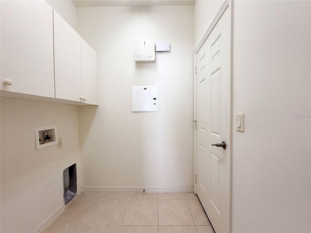 4223 63RD TERRACE E, Sarasota, FL 34243
