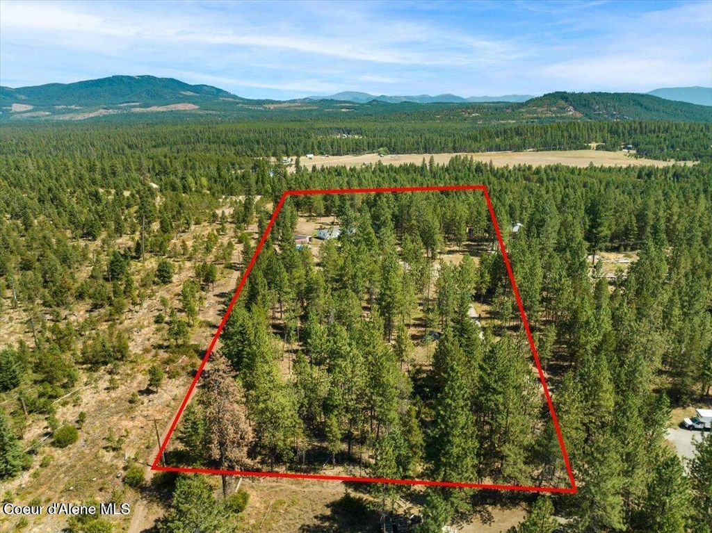 237 Outback Ridge Rd, Spirit Lake, ID 83869