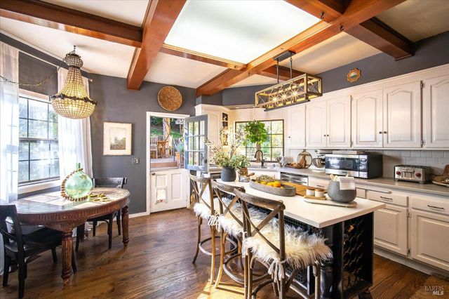 1412 Quail Ct, Santa Rosa, CA 95404