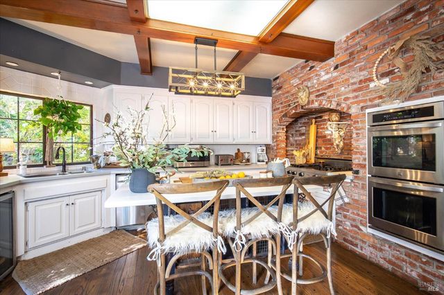 1412 Quail Ct, Santa Rosa, CA 95404