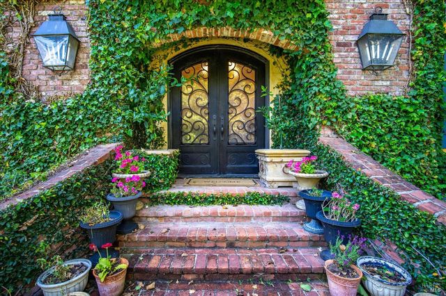 1412 Quail Ct, Santa Rosa, CA 95404