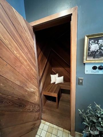 1412 Quail Ct, Santa Rosa, CA 95404