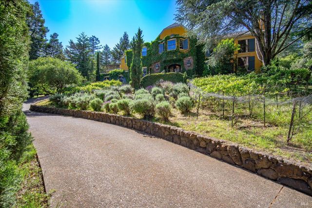 1412 Quail Ct, Santa Rosa, CA 95404