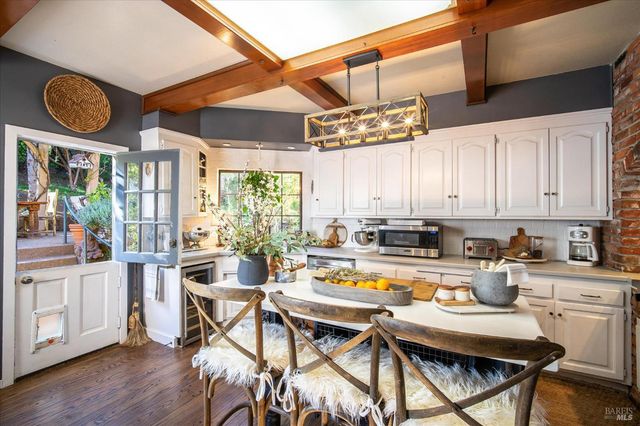 1412 Quail Ct, Santa Rosa, CA 95404