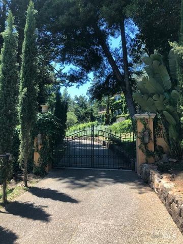 1412 Quail Ct, Santa Rosa, CA 95404