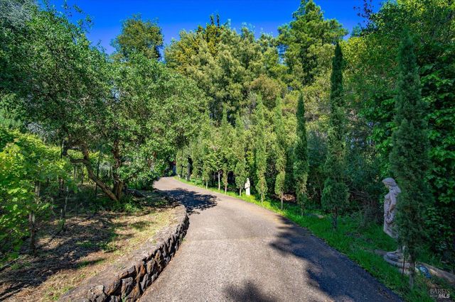 1412 Quail Ct, Santa Rosa, CA 95404