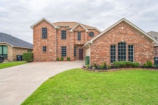 611 Bristlecone Drive, Arlington, TX 76018
