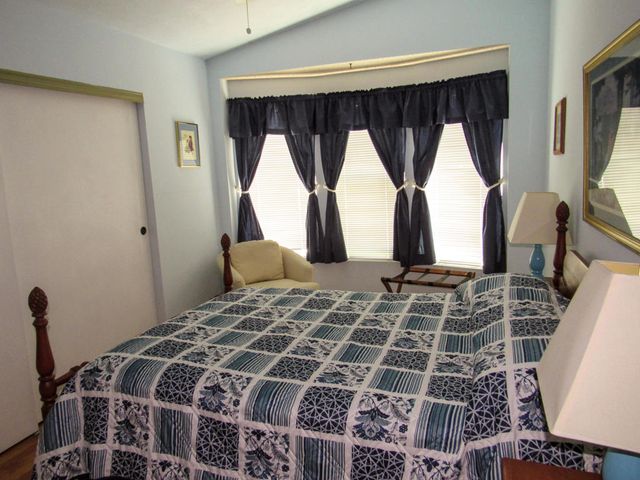 38521 Commons Valley Drive, Palm Desert, CA 92260